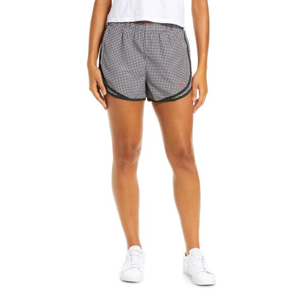 Nike Women's Dri-fit Tempo Shorts Size M‎ - Picture 1 of 3